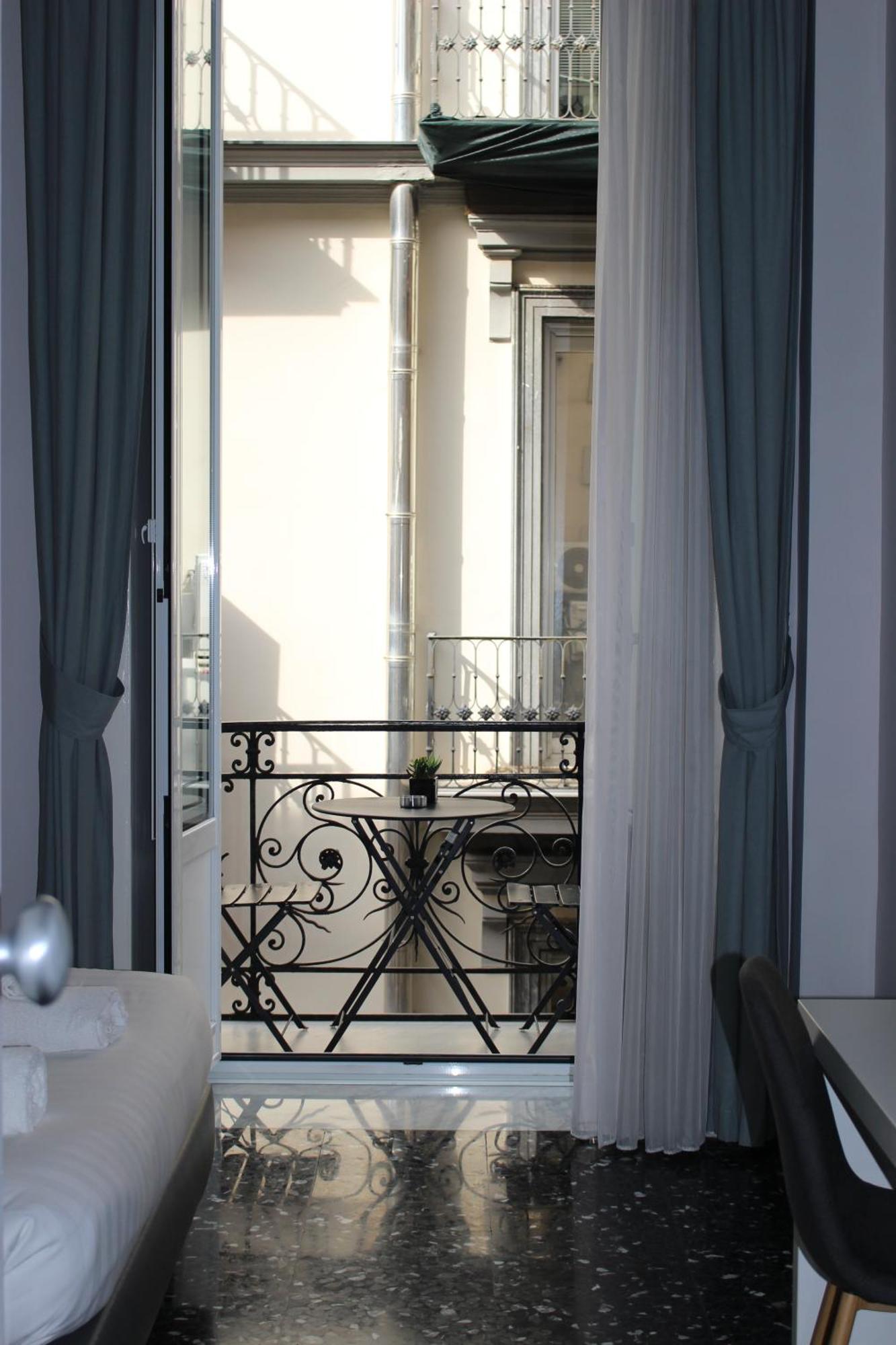 Beverello Rooms Наполи Екстериор снимка